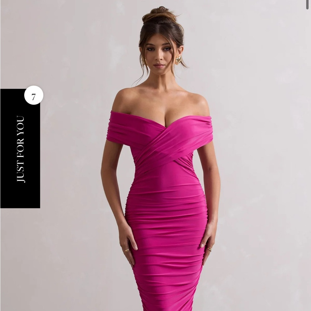 UNWRAPPED
DARK PINK RUCHED TWIST BARDOT MIDI DRESS
